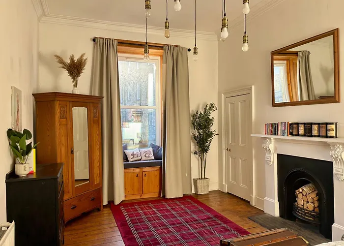 Bread Street, Central And Spacious One Bed Flat