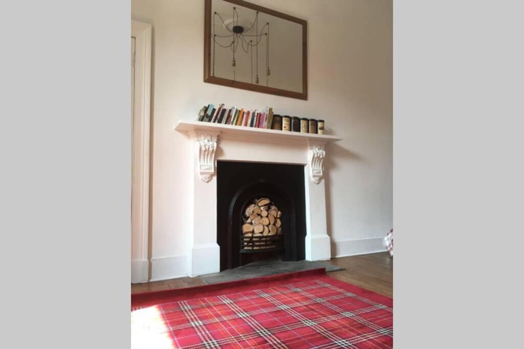 Apartment Bread Street, And Spacious One Bed Flat Edinburgh