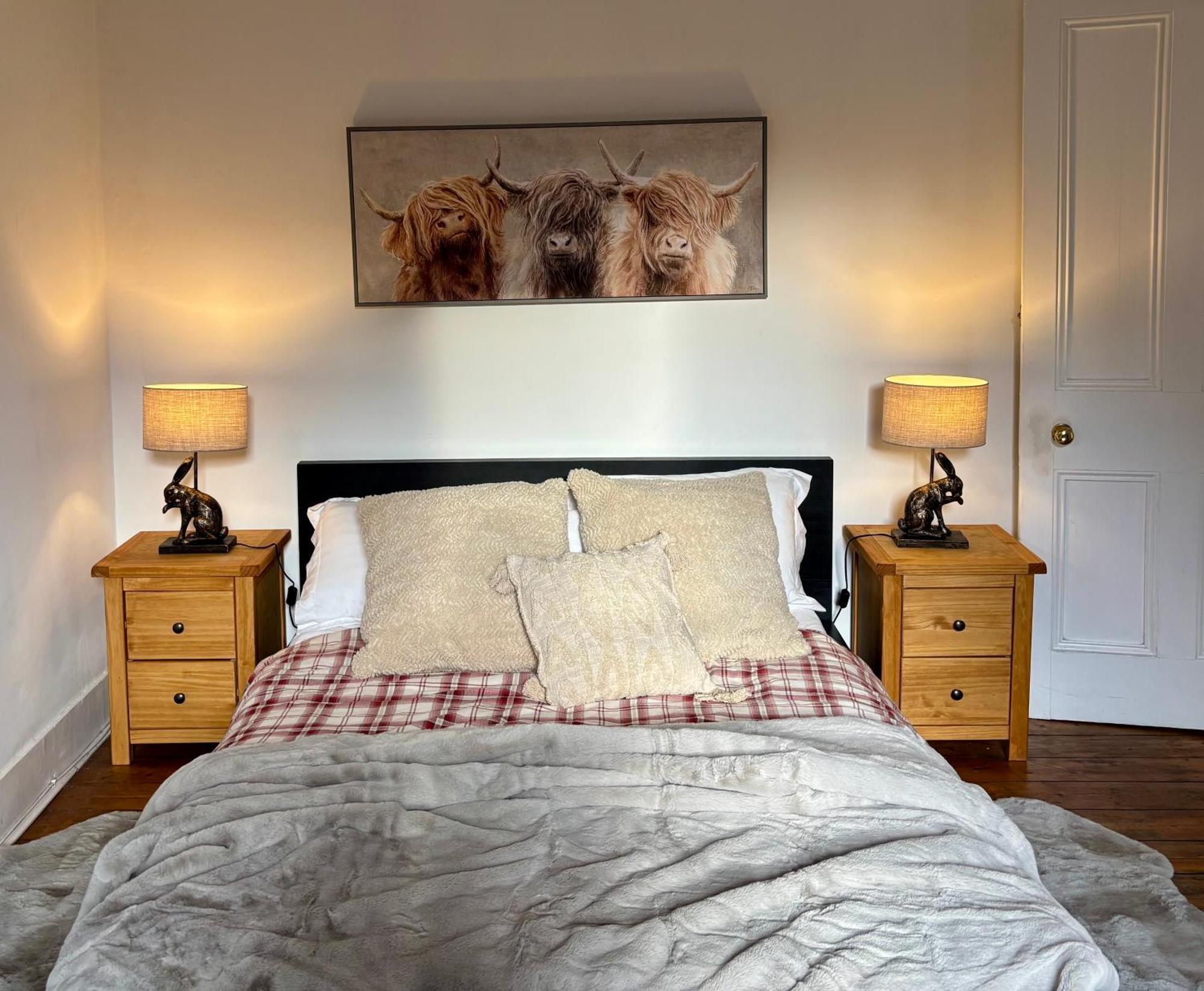 Bread Street, And Spacious One Bed Flat * EDI